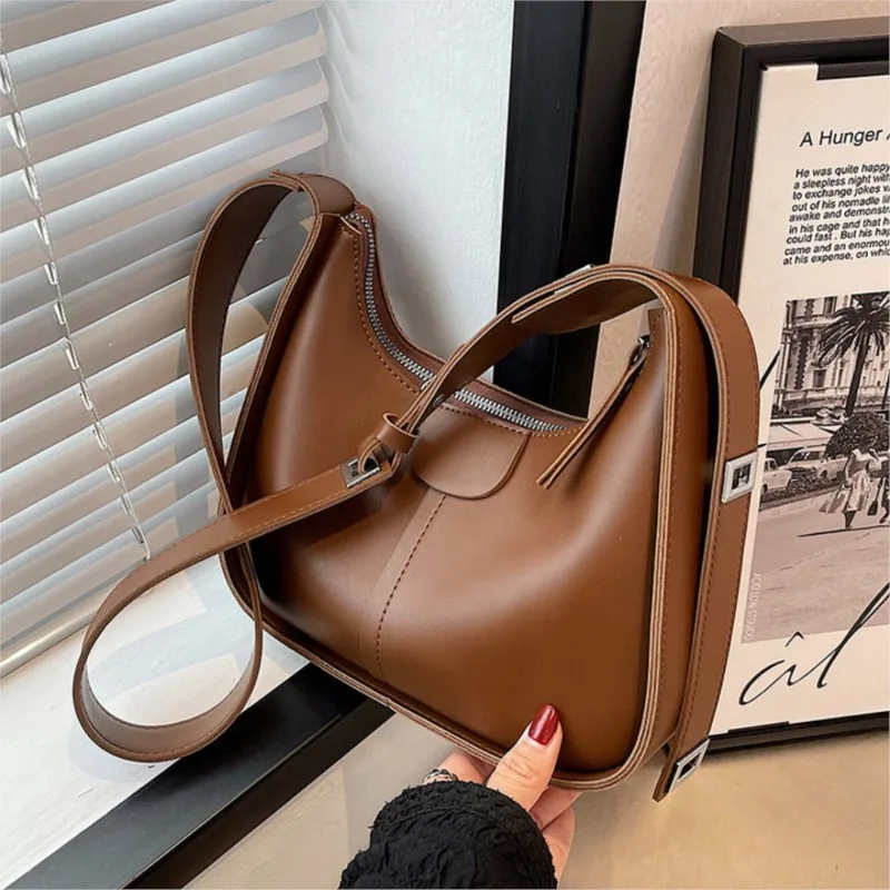 

2023 Trend Leisure Luxury Fashion Vintage Shoulder Crossbody Bags for PU Leather Women's New Handbag Clutch Small Black Brown