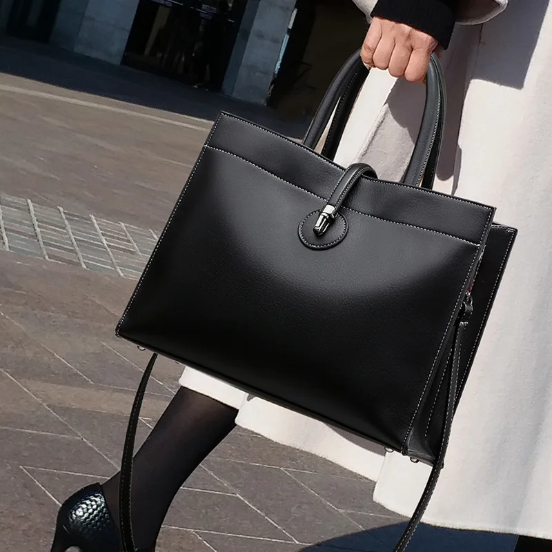 Luxury Woman Handbag Large Capacity Fashion Handbag Shoulder Strap Handbags Simple Tote Bag Black Shoulder Bags for Women 2022