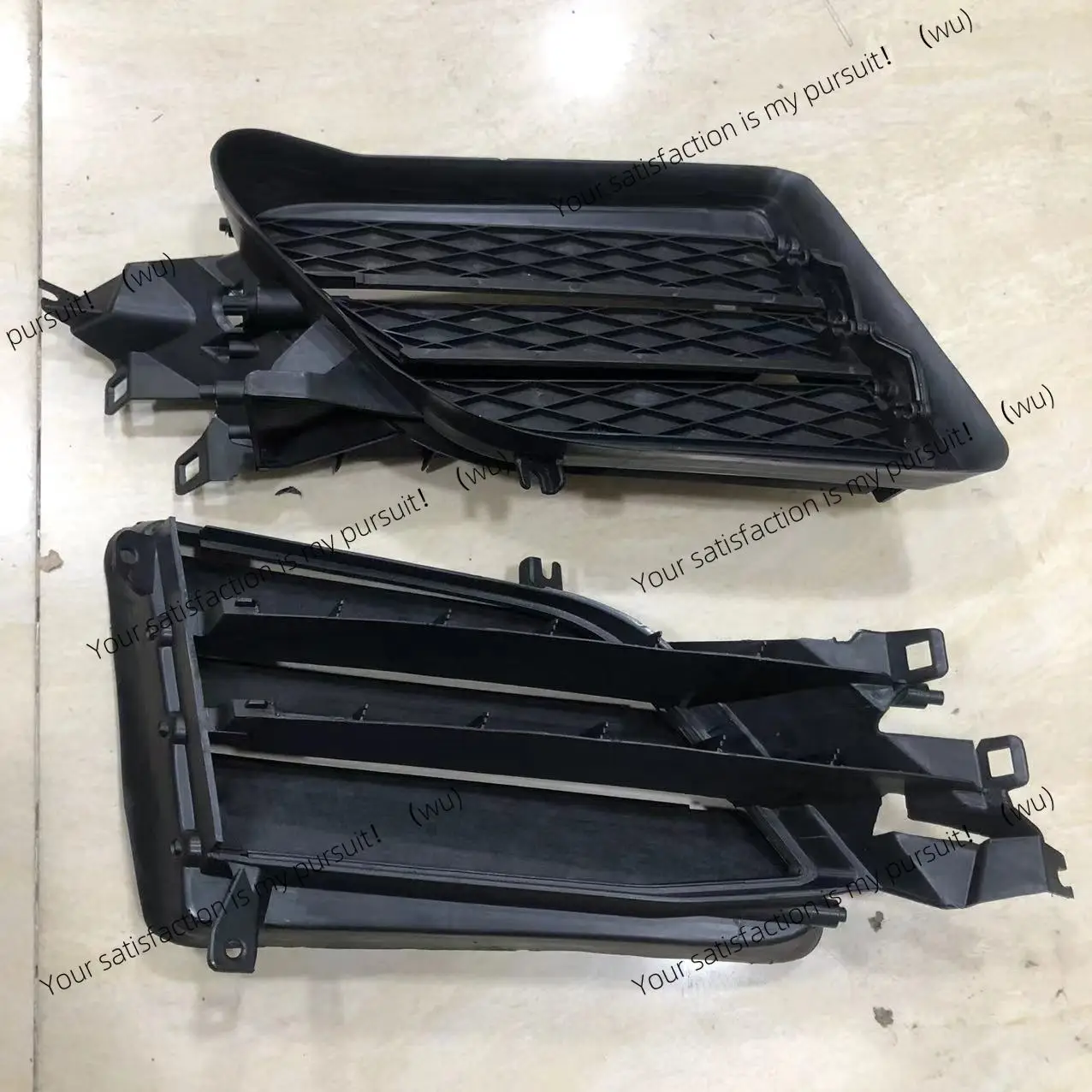 Фото Подходит для рамы передних противотуманных фар Tesla MODELS 16-21 1057851-00-J/1058007-00-J №3