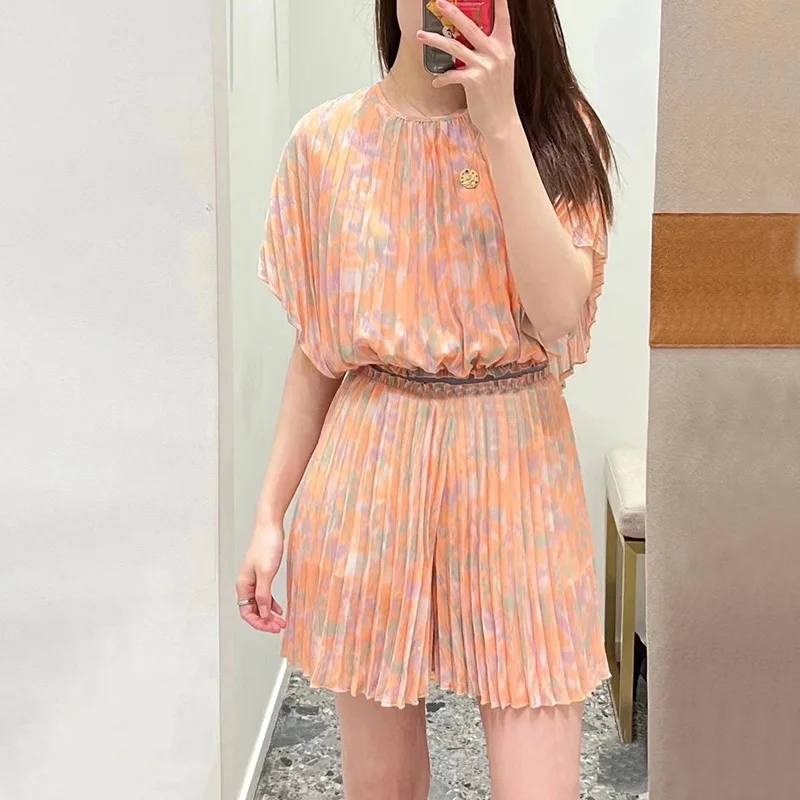 

Women's Jumpsuits Pleated Floral Print O-Neck Short Sleeve Elastic Waist Back Hollow Out Casual Playsuit