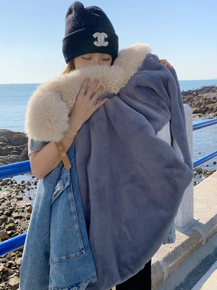 Короткая джинсовая куртка на флисовой подкладке с хлопковой подкладкой женская