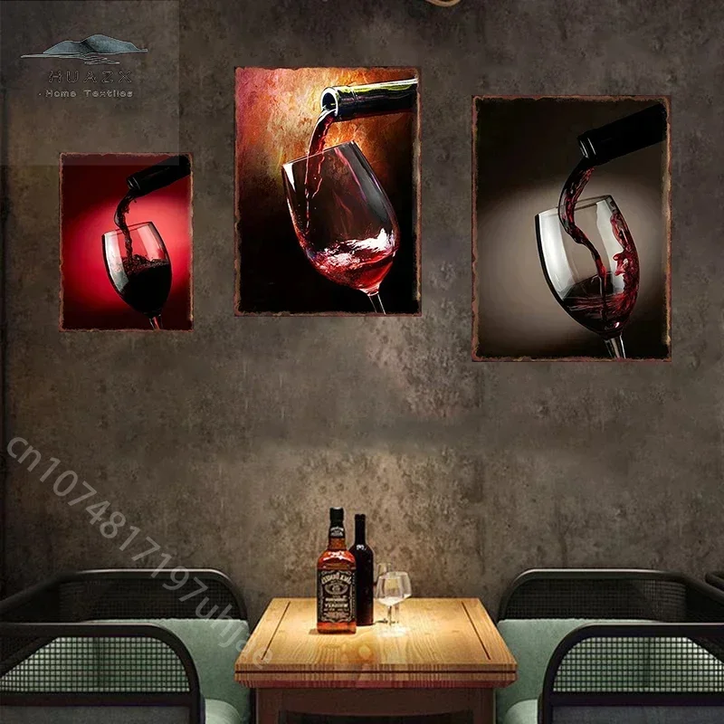 Металлическая вывеска с изображением вина