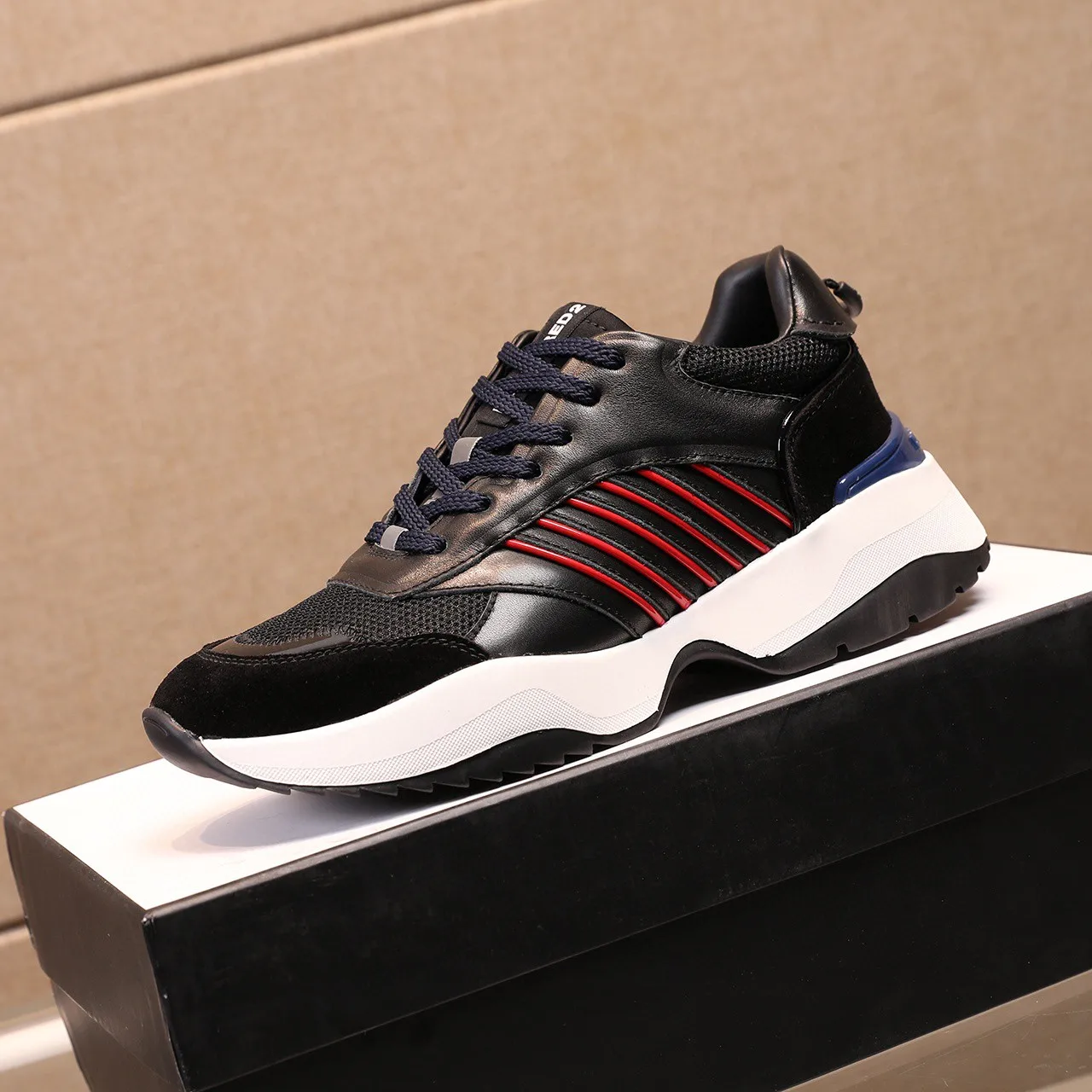 

Genuine Leather Men Leather Casual Shoes Dsquared2 Sports Shoes Brand Striped Designer Sneakers Male Lace Up Walking Shoes