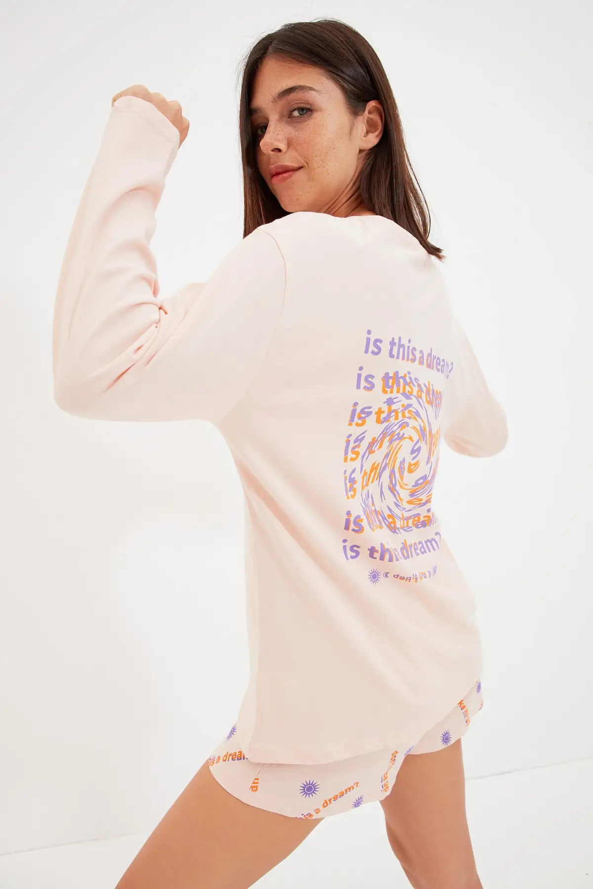 

Trendyol Slogan Printed Knitted Pajamas Set THMAW22PT0077