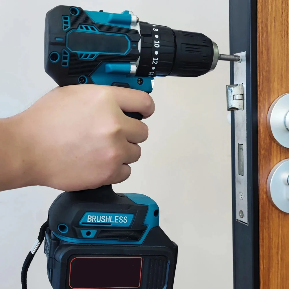 Дрель-шуруповерт Makita аккумуляторная 18 в LXT