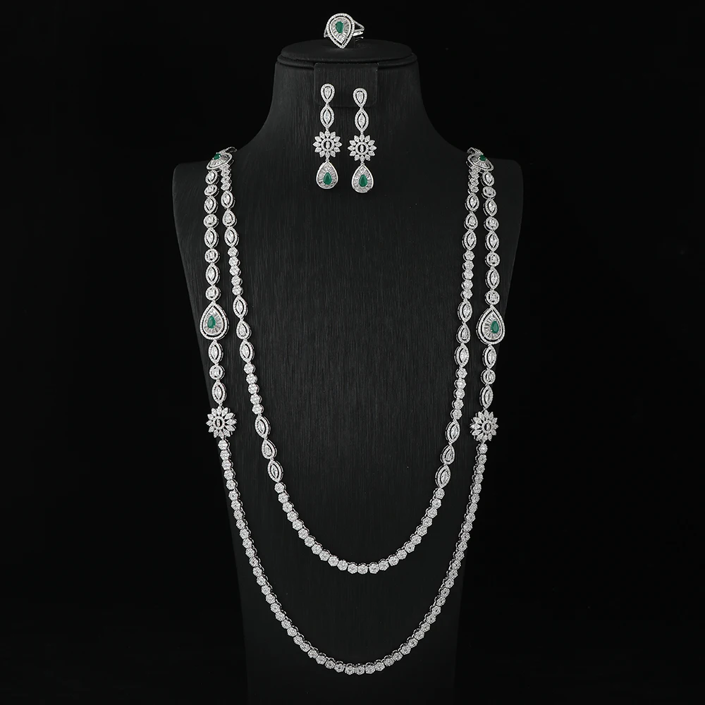 Женский комплект из колье серёг и кольца с фианитом