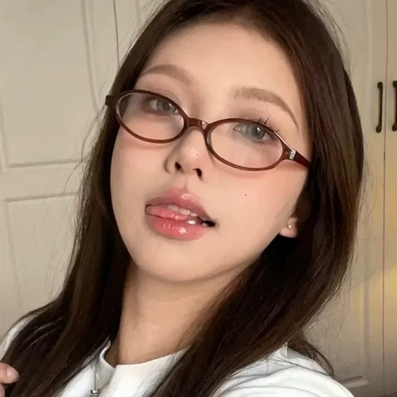 Овальные маленькие оправы Y2K