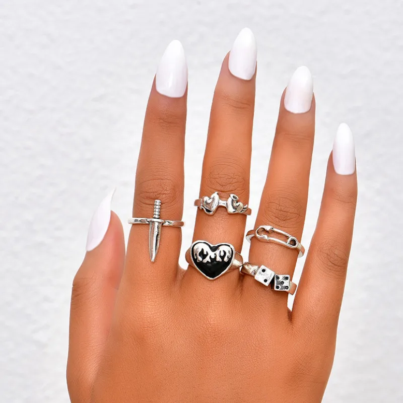 

Temperament Heart Dice 5 Pcs/set Knuckle Ring Set Women Retro Jewelry