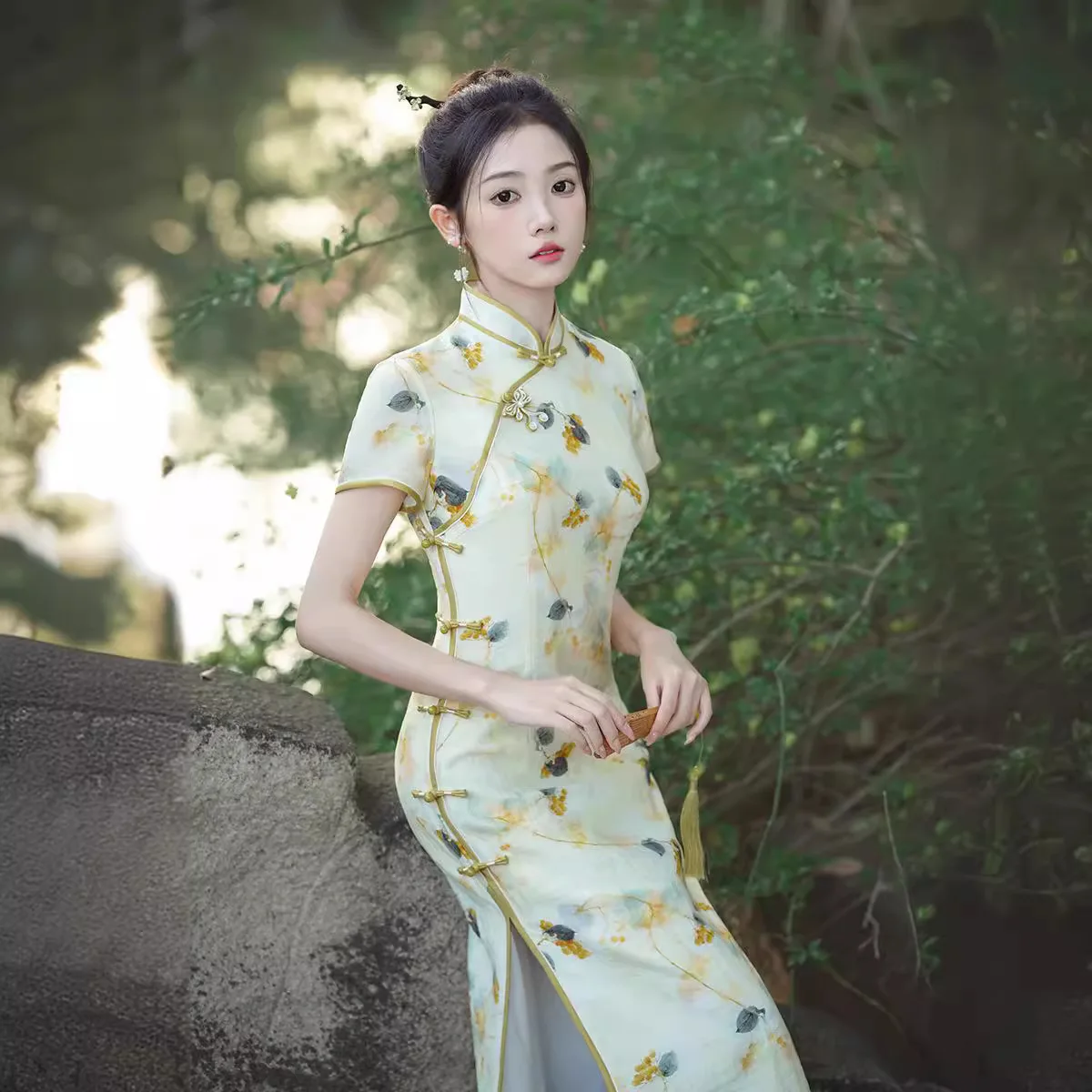 Весенне-летняя новая улучшенная желтая юбка-Ципао средней длины в китайском