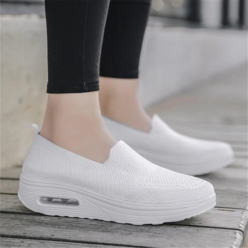 Casual Breathable Thick Sole Air Cushion Sneakers For Women 2023 Round Toe Height Increasing Leisure Shoes