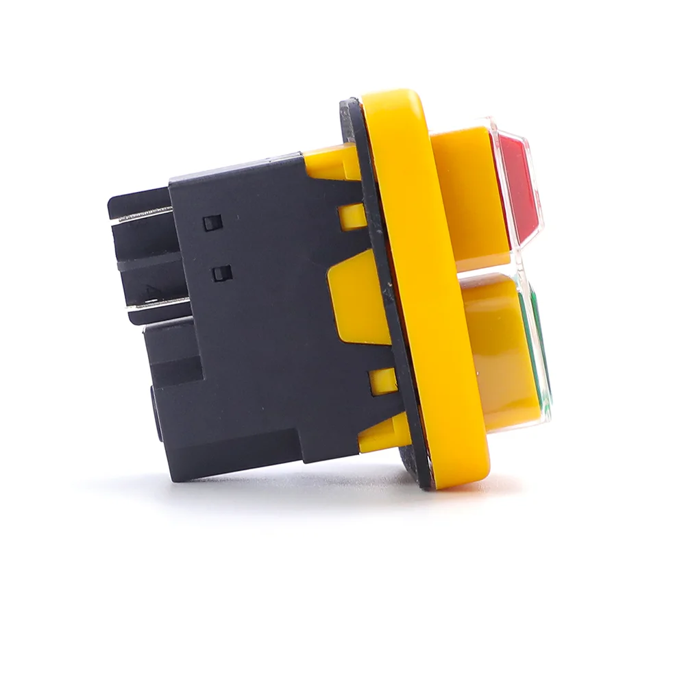 Кнопочный переключатель 18А садового инструмента уровень защиты IP55 пластиковый и