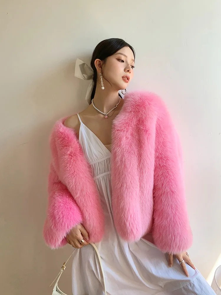 Женское зимнее пальто из натурального меха