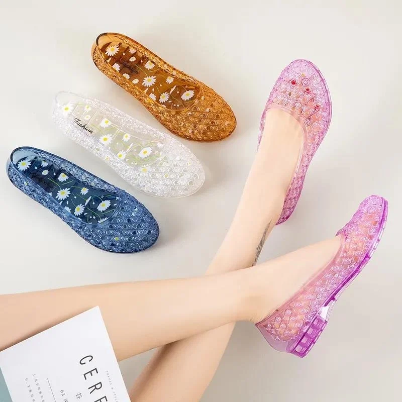 

New Sandals Slippers Crystal Sandals Female Bird's Nest Baotou Breathable Soft Bottom Home Sandals Mom Sandals 2022 Zandalias