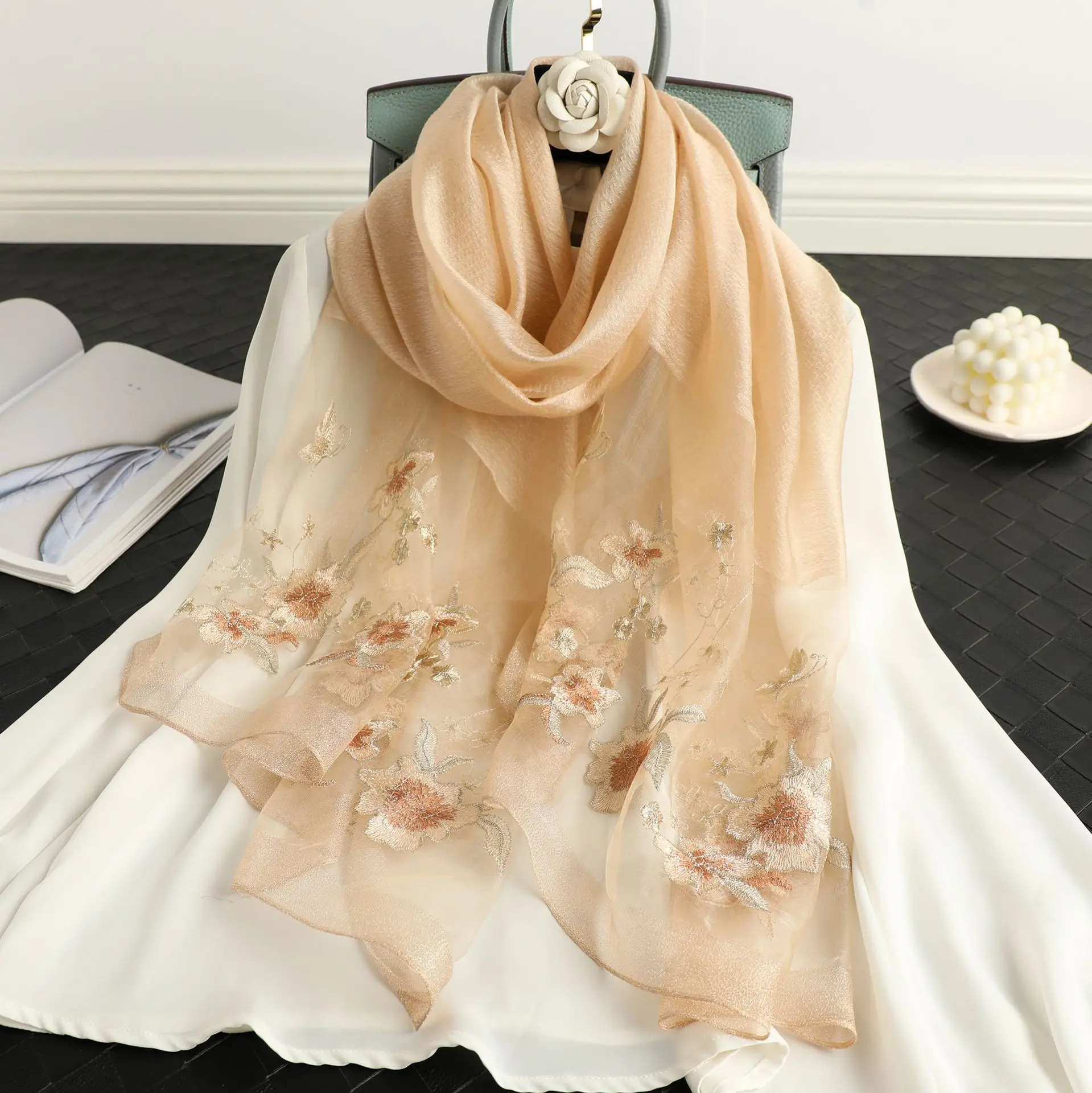 

Four Season New Silk Scarf for Woman Soft Wool Flower Embroidery Scarfs Lady's Hijab Scarf Mum's Gift Fanon Wholesale