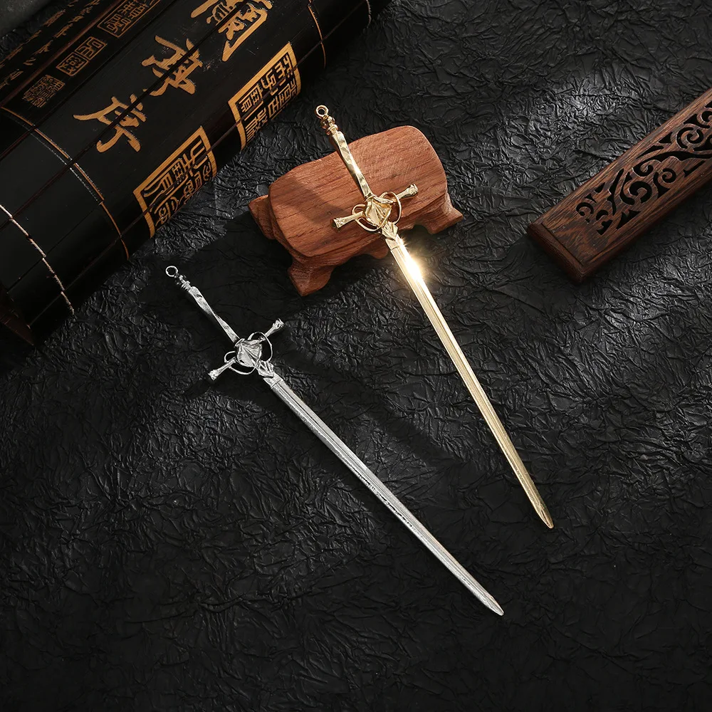 

Chinese-style Hairpin with Antique Sword Design - Popular Hanfu Hair Accessory for Modern and Cosplay Looks, Simple and Elegant