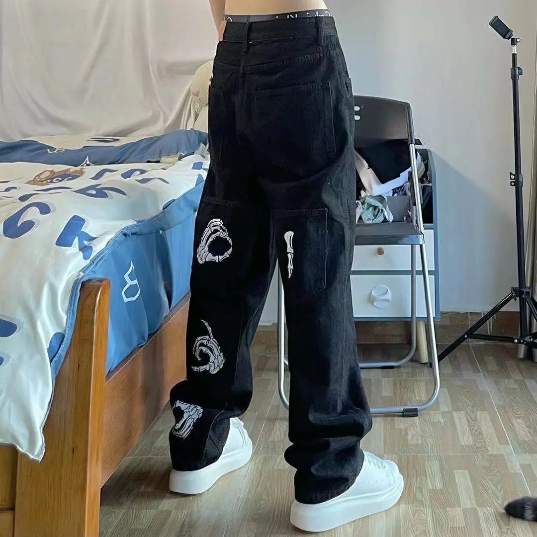 

2022 Dark Streetwear Skull Hand Print Black Hip Hop Men Baggy Jeans Pants Multiple Pockets Straight Loose Denim Trousers Spodnie