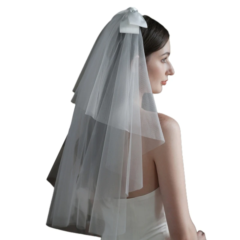 

2 Tier Bridal Tulle with Comb for Bachelorette Party Hen Party Tulle Wedding Veils Simple Short Wedding Veils 2-Tier 964A