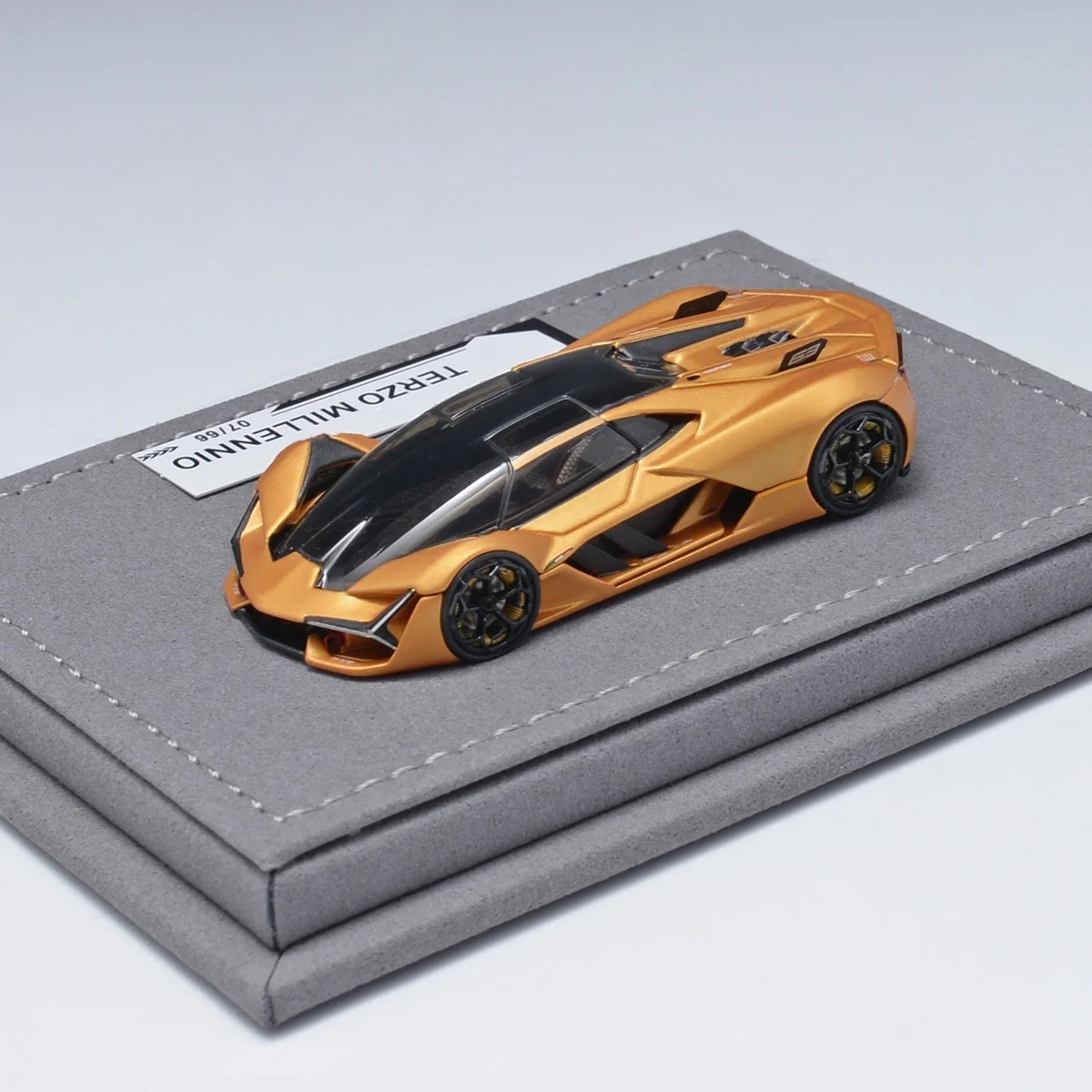 Фото PANTHOM 1:64 Terzo Millennio концептуальный автомобиль, коллекция моделей автомобилей из смолы, подарок №5
