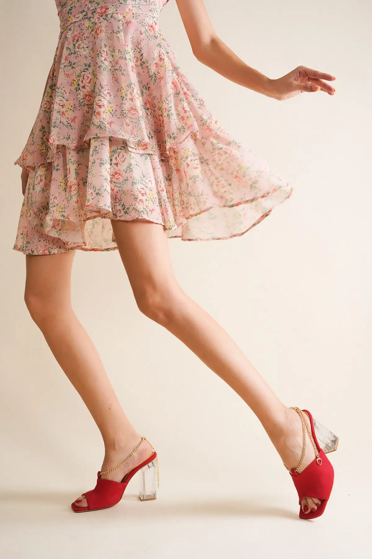

Women's Fashion Handmade Special Suede Chain Detailed Heels Shoes