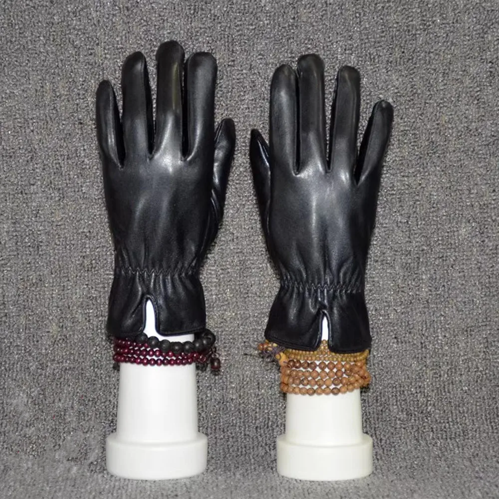 Пара женских манекен для демонстрации перчаток браслетов колец и украшений на