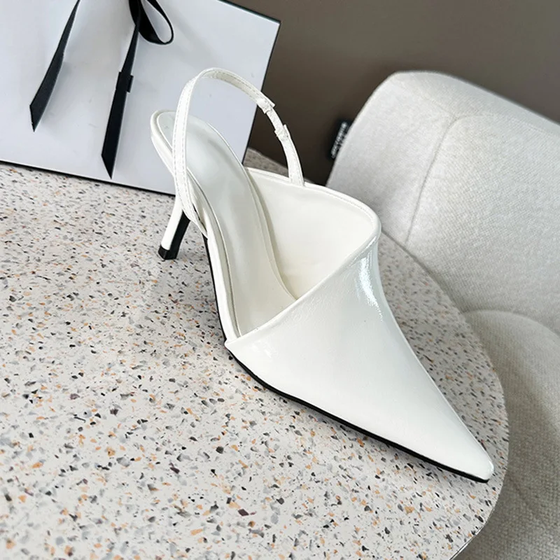 

Женские босоножки с острым носком, на среднем каблуке, с ремешком сзади