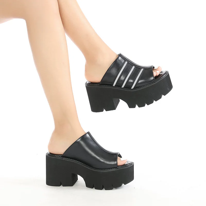 Сандалии женские на танкетке босоножки платформе без застежки Повседневная