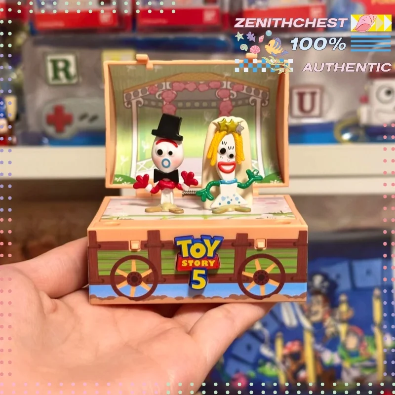 Фото Оригинальные коллекционные фигурки POP MART Disney Pixar Toy Story 5 Series Blind Box, милые настольные украшения, идеальный подарок на праздник №2