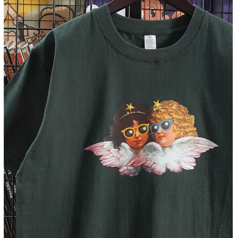 

Ins шикарные темно-зеленые футболки с милым рисунком ангела крыла хлопковые футболки большие размеры американская уличная одежда топы для п...