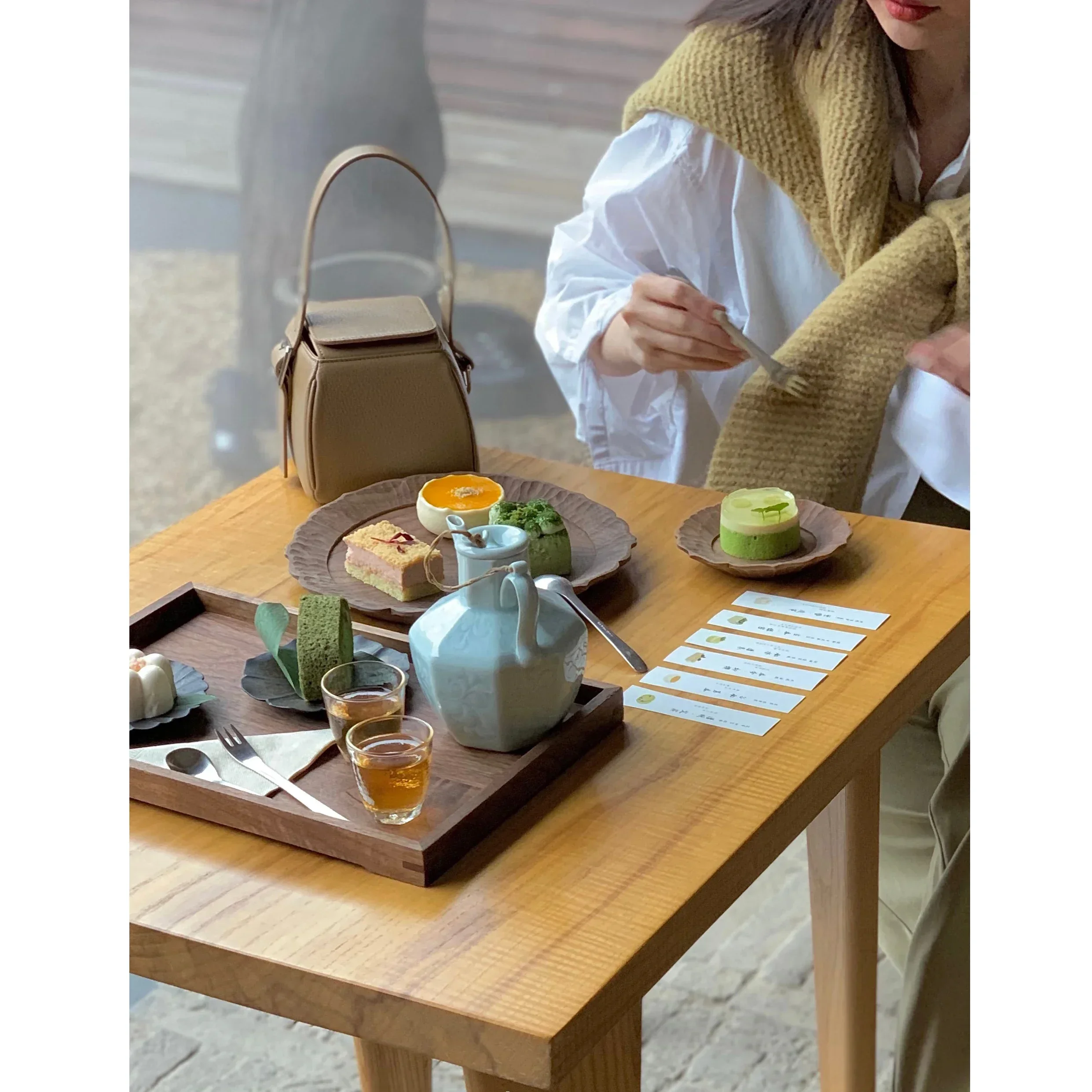 Сумки из натуральной кожи в форме бойса сумки через плечо маленькие на коровьей