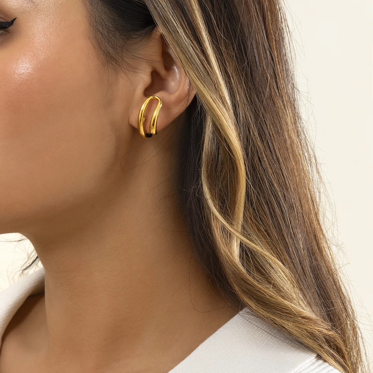 

Lacteo Punk Geometric C Shape Hoop Earrings for Women Hip Hop Gold/Silver Color Square Ear Earrings Accessories Jewelry Gifts