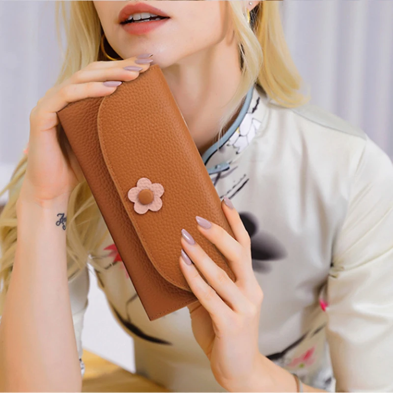 Luxury Brand Women's Long Genuine Leather Wallet Fashion Simple Soft Cowskin Envelope Purses Flowers Pattern Phone Money Clip