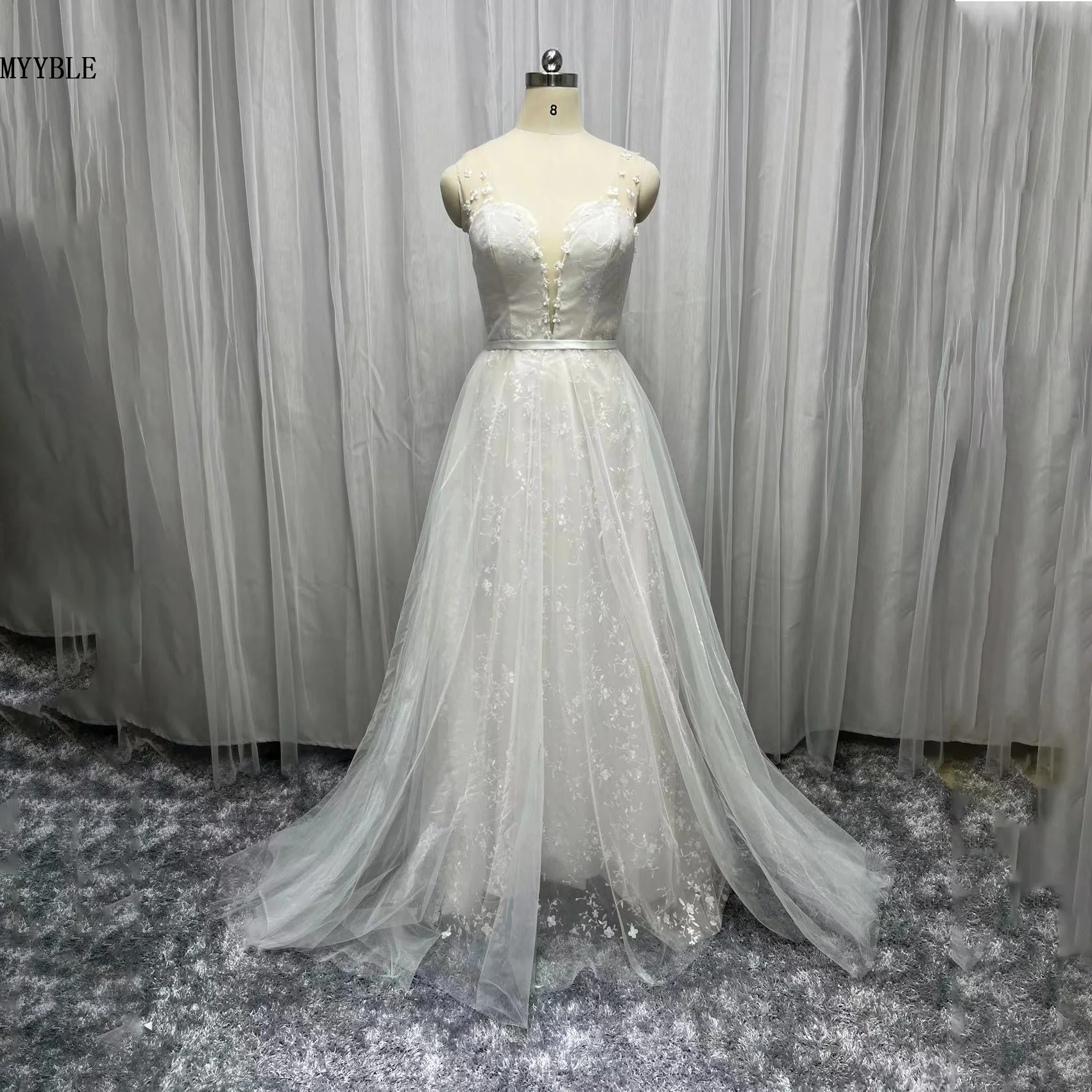 Купи Real Photo Boho A-Line Wedding Dress V Neck Lace Plus Size Bride Gown 2022 Custom Made Beach A Line Vestido De Noiva Backles за 4,560 рублей в магазине AliExpress