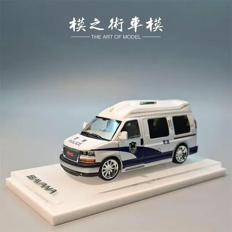 GOC 1:64 GMC SAVANA Полицейский бизнес RV Limited199 металлическая модель автомобиля