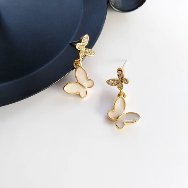 

Butterfly Refinement Earrings Women 2022 Jewelry Diamond Petal Earring Girl New Fashion Accessories Women Stud Earrings