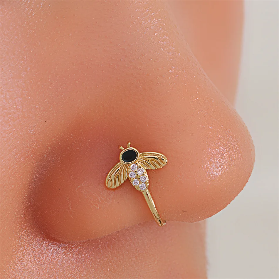 

Little Bee Nose Cuff Fake Piercing Nose Ring Cute Women Girls Accessory Crystal Ear Helix Clip Earring Non Pierced Body Jewelry