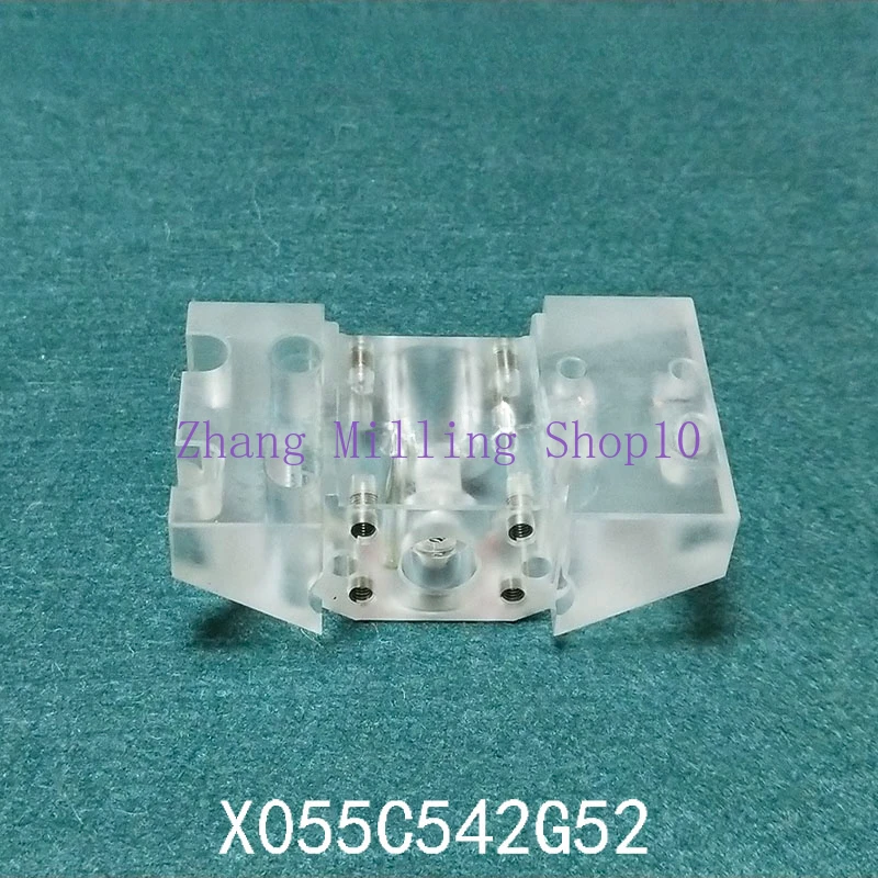 Акриловая головка-слайдер EDM X055C542G52 выходная трубка 69*40 мм для разрезания