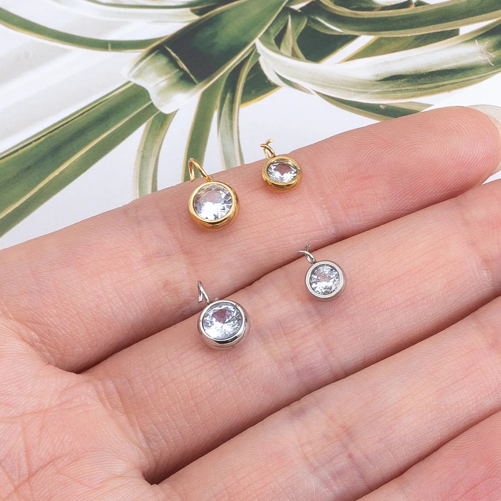 Рисунок 3 - Подвеска из нержавеющей стали с цирконом