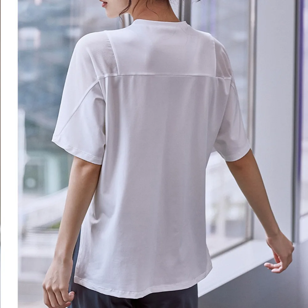 Свободная спортивная рубашка модная однотонная быстросохнущая для йоги дышащая