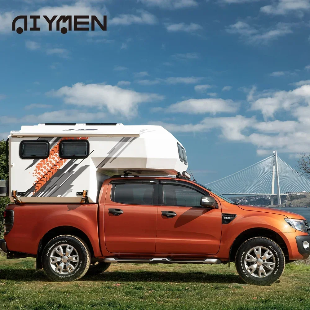 Мини-корrediça Unimog RV em camaembaliesta leve Ram 1500 cabine curta sobre Camper de caminhão Tacoma