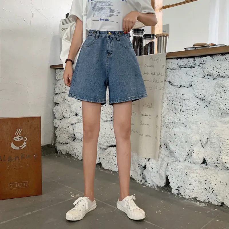 2023 Summer Vintage Women High Waist Button Wigh Leg Knee-Lenght Jeans Shorts Korea Chic Casual Female Loose Blue Denim Shorts