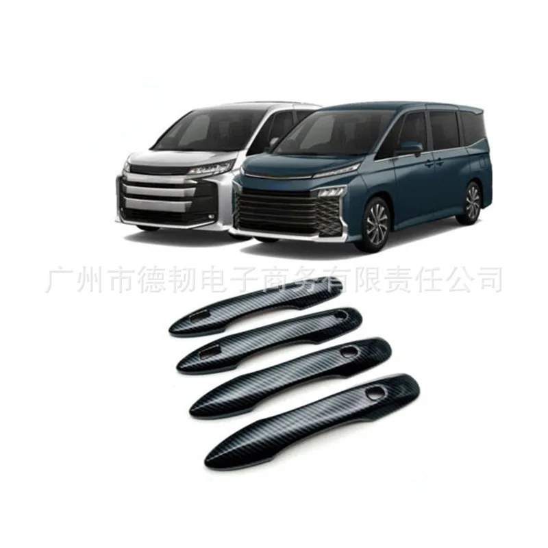 Фото Накладки на дверные ручки из карбона для Toyota Noah Voxy 90 Series 2022-2023 годов №3