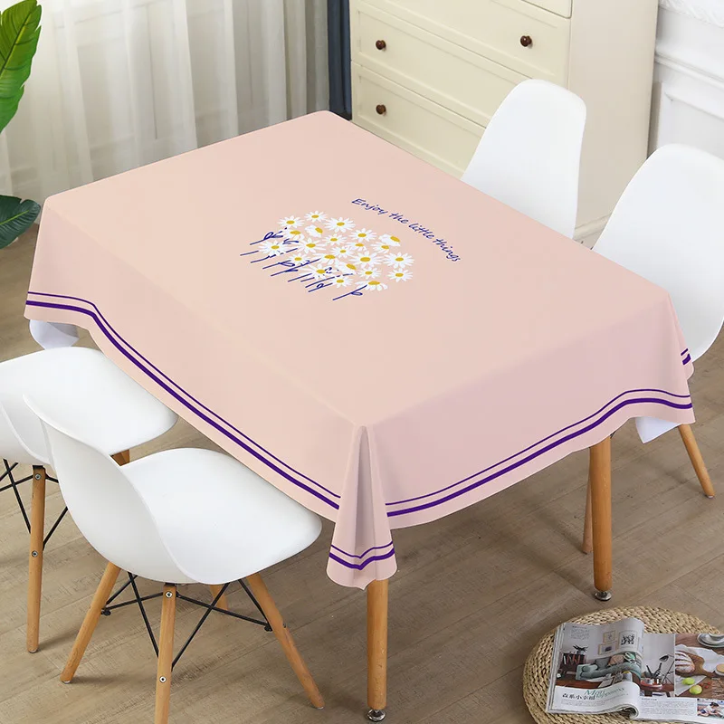 

Скатерть водостойкая маслостойкая с принтом в виде маленьких цветов