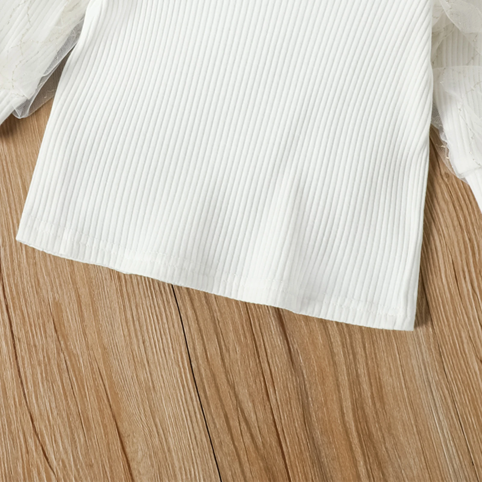 Брюки Детские сетчатые с длинными рукавами-фонариками и круглым вырезом на