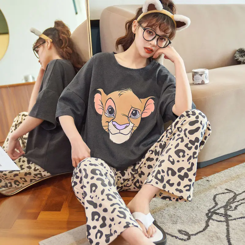 

Two Pieces Set Simba Pyjamas Set Women Short Sleeve T Shirt and Trousers Pijama Sleepwear Disney Cartoon Print Pajama Nightwear