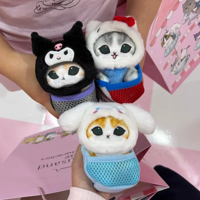 Фото Плюшевая игрушка-брелок Sanrio Shark Cat: Мелоди, Куроми, Почакко, Марронкрем, Мофусанд. Мягкая кукла-подвеска для рюкзака. №4