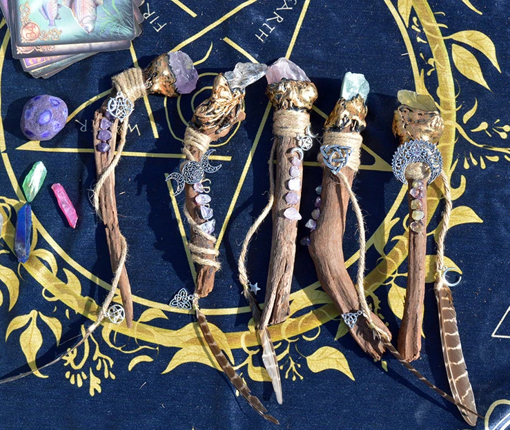 

Amethyst strange branch wiccan staff altar ornament crystal scepter crystal magic wand witch wand fairy wand ceremony prop gift