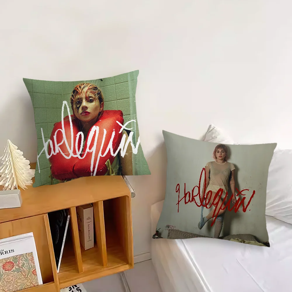 Декоративная наволочка Леди Гага полиэстер