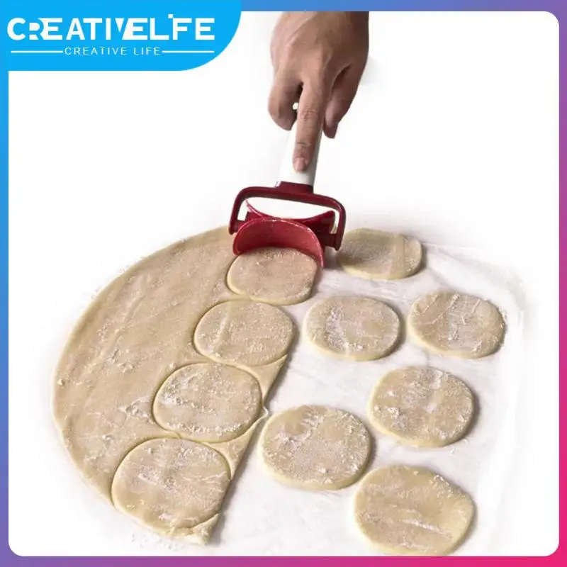 

Creative Handheld Dough Cutter Rolling Dumpling Wrappers Maker Quick Cutting Baking Cutting Tools Cookie Biscuit Dumpling Newest