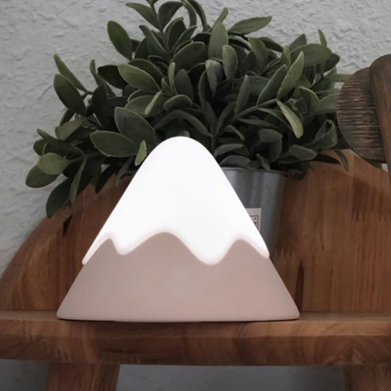 

2022 Snow Mountain Led Night Light Bedside Sensor Light LED Charging Baby Baby Feeding Night Light Three-color Complete New