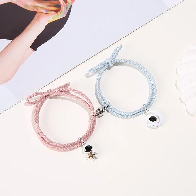 

Мультяшные магнитные Парные браслеты с Луной, роботы, кулон, милые, взаимно привлекательные, дружба, веревка, подарки для друзей